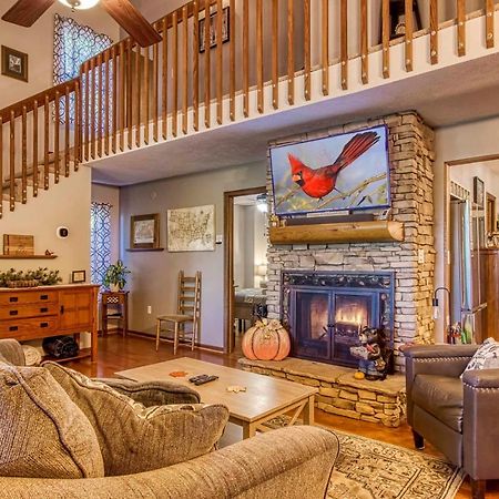 Cozy Cabin With Mountain Views Near Skylift Park! Gatlinburg Extérieur photo