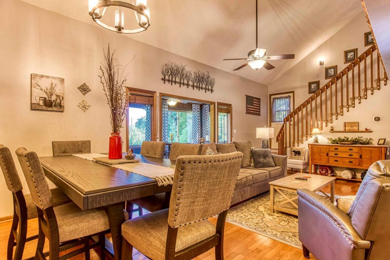 Cozy Cabin With Mountain Views Near Skylift Park! Gatlinburg Extérieur photo