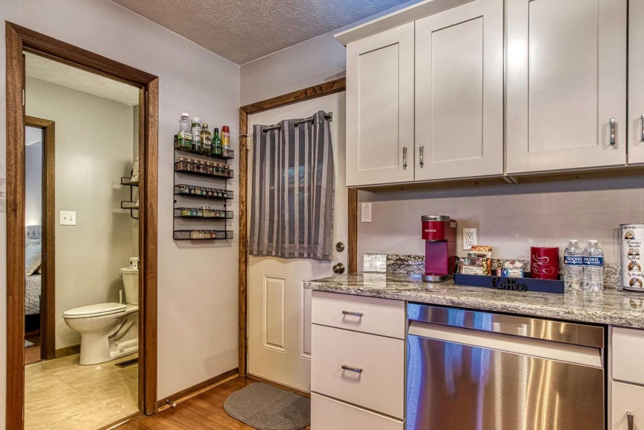 Cozy Cabin With Mountain Views Near Skylift Park! Gatlinburg Extérieur photo