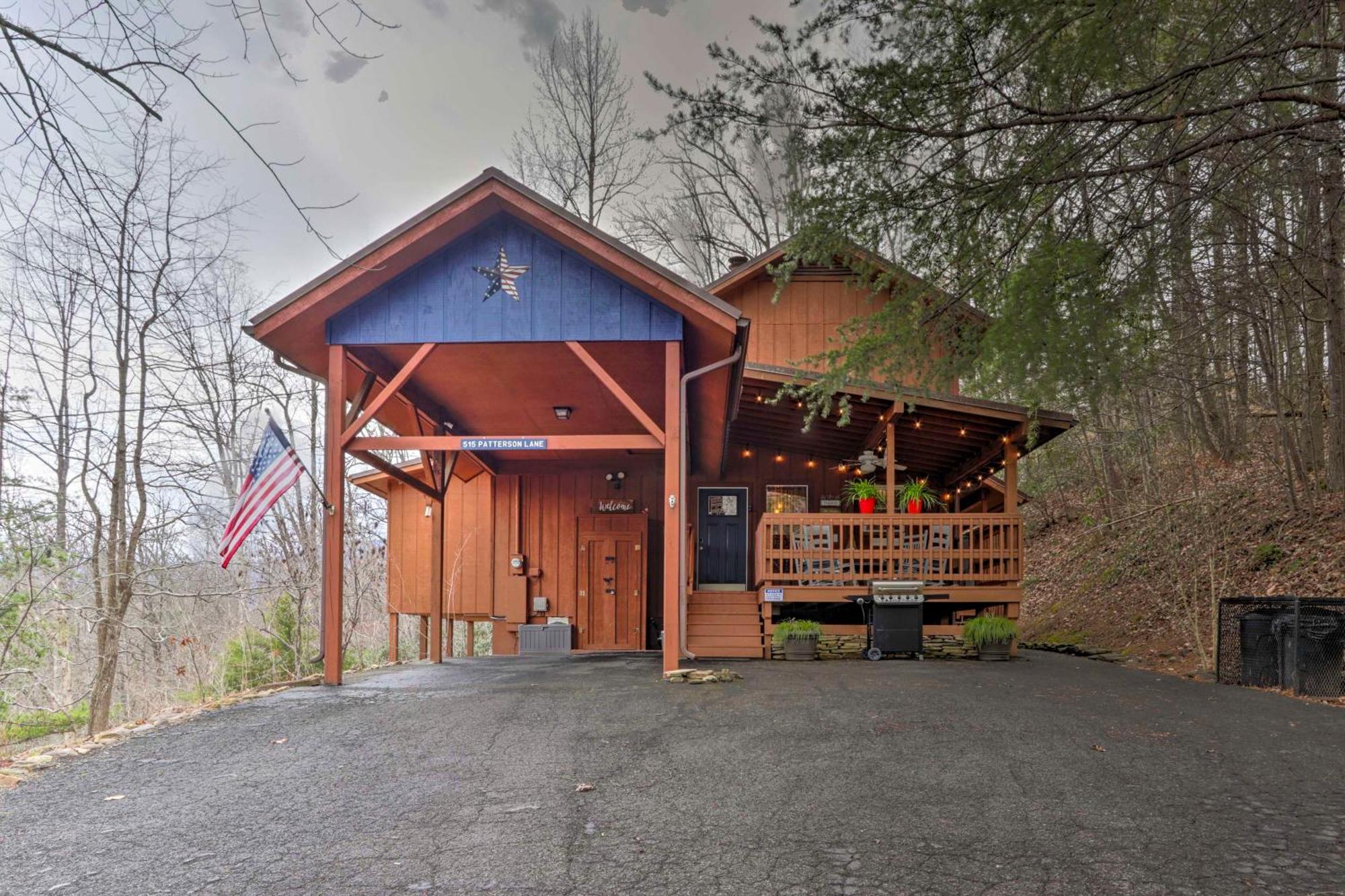 Cozy Cabin With Mountain Views Near Skylift Park! Gatlinburg Extérieur photo